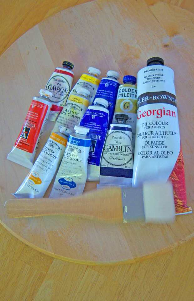 Oui  See .. Secondary Solo je te . . One Hue is&nbsp;Primary